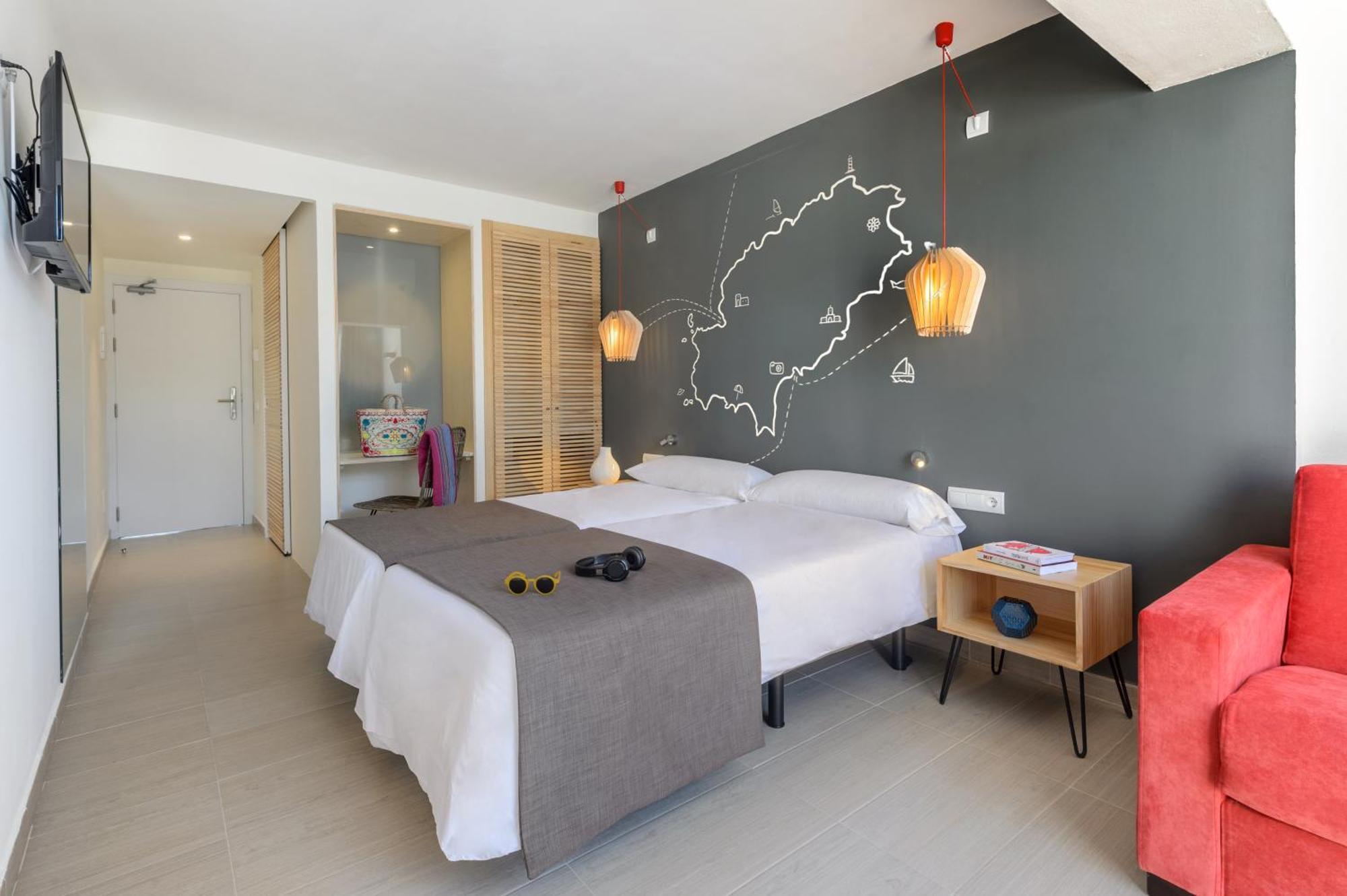 Hotel Playasol Cala Tarida Cala Tarida  Dış mekan fotoğraf