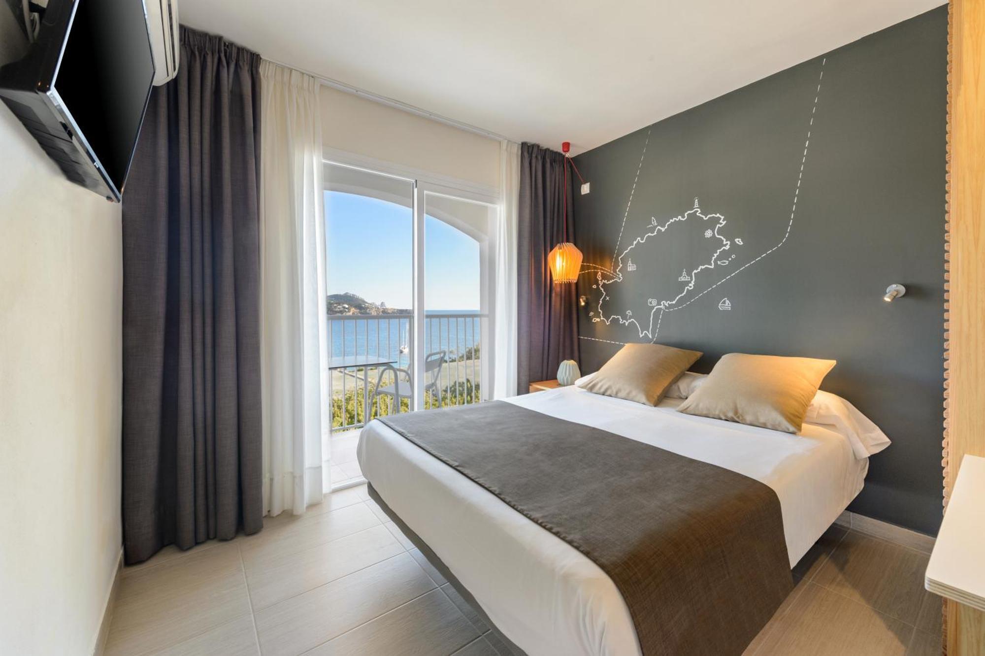 Hotel Playasol Cala Tarida Cala Tarida  Dış mekan fotoğraf
